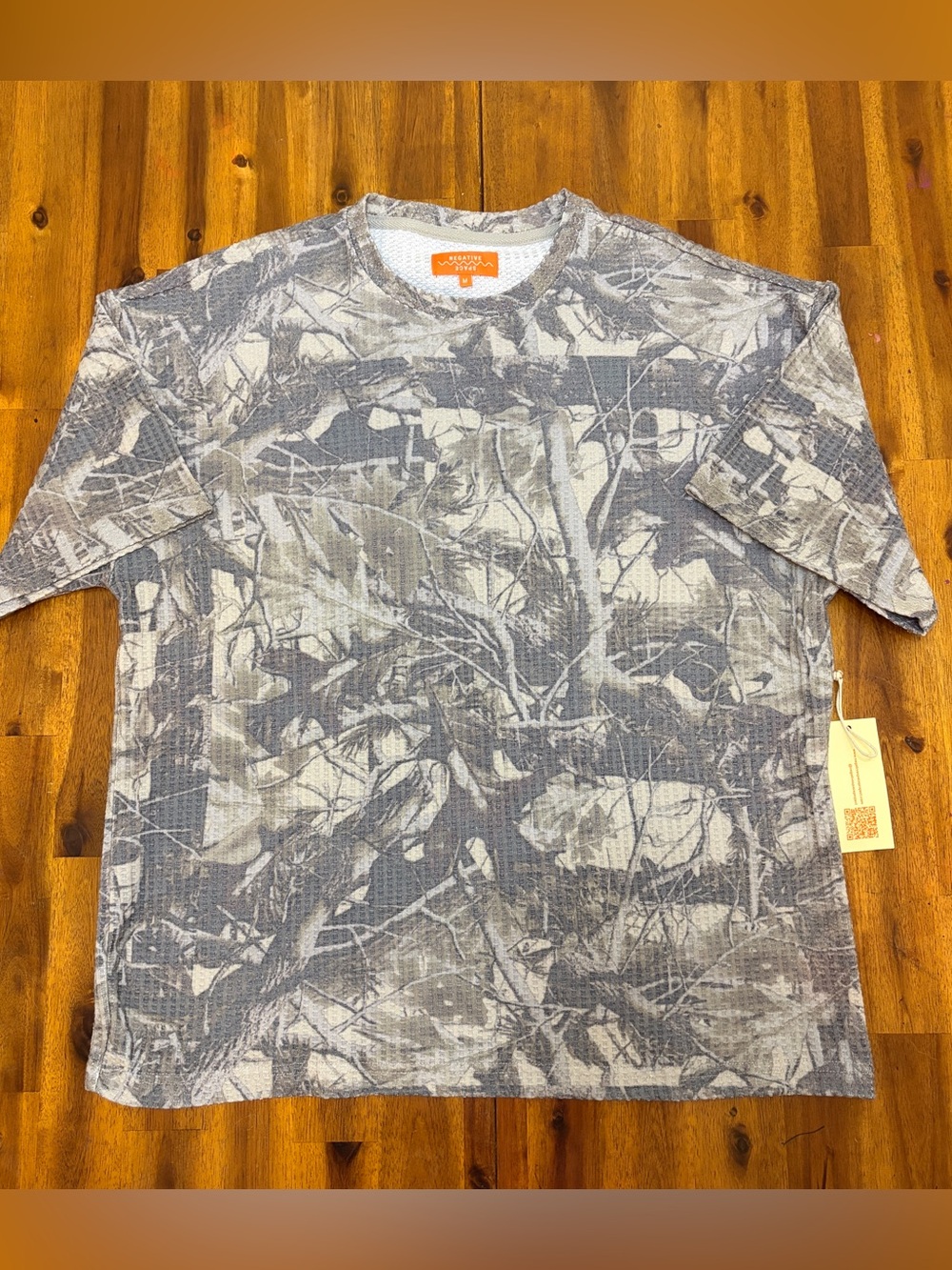 Negative Space brand Grey Camouflage Short-Sleeve Knit Shirt size medium- Men